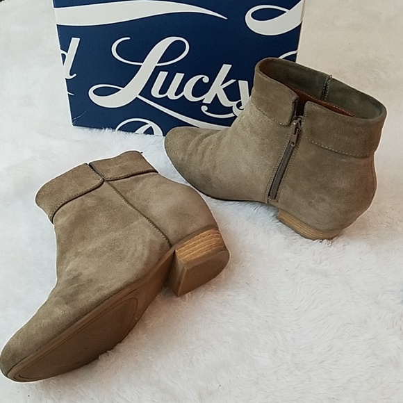 Lucky Brand Shoes - Lucky 'Teddye' Sz 8 oiled Suede Zip-Up ankle boots